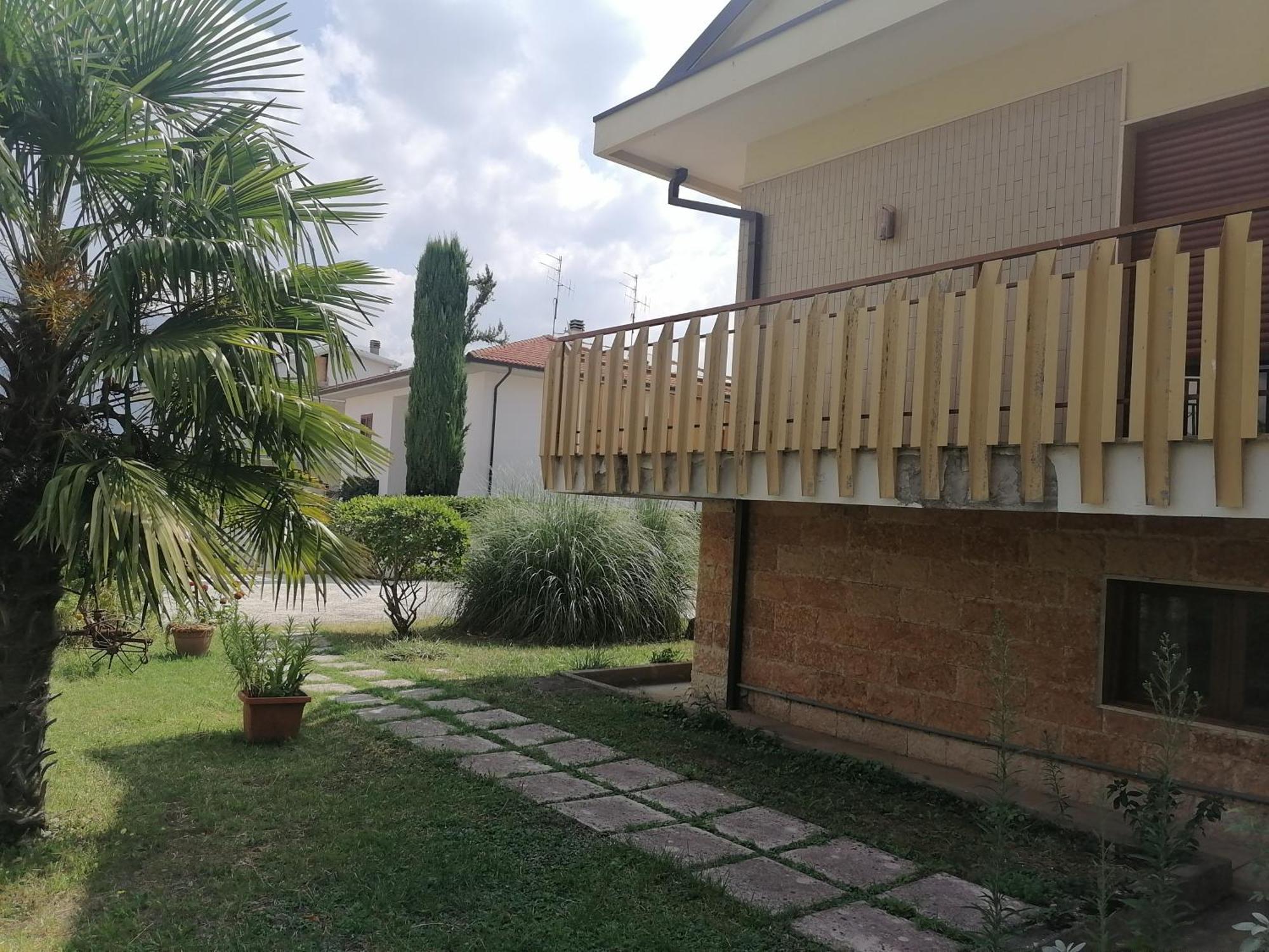 B&B Villaggio Sole Sulmona Ngoại thất bức ảnh